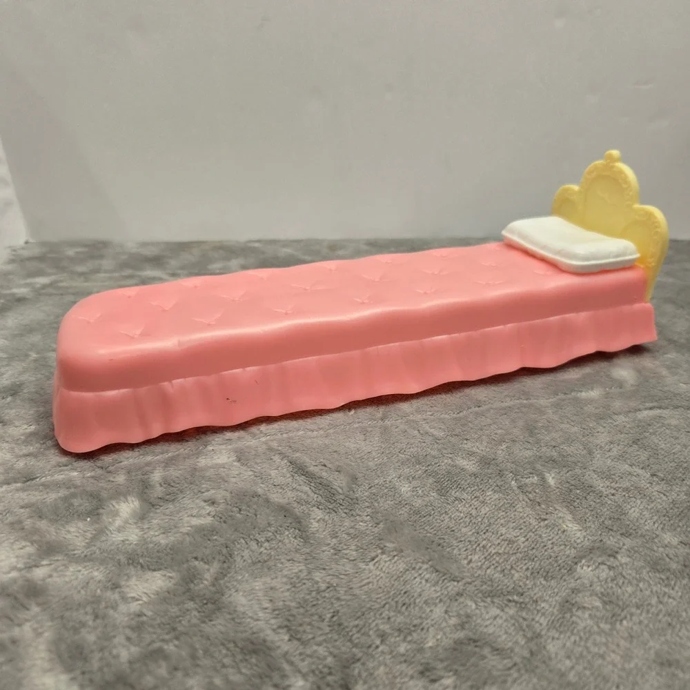 Vintage Barbie Pink Tufted‎ Daybed Bed with Yellow Crown Headboard and Drawer
